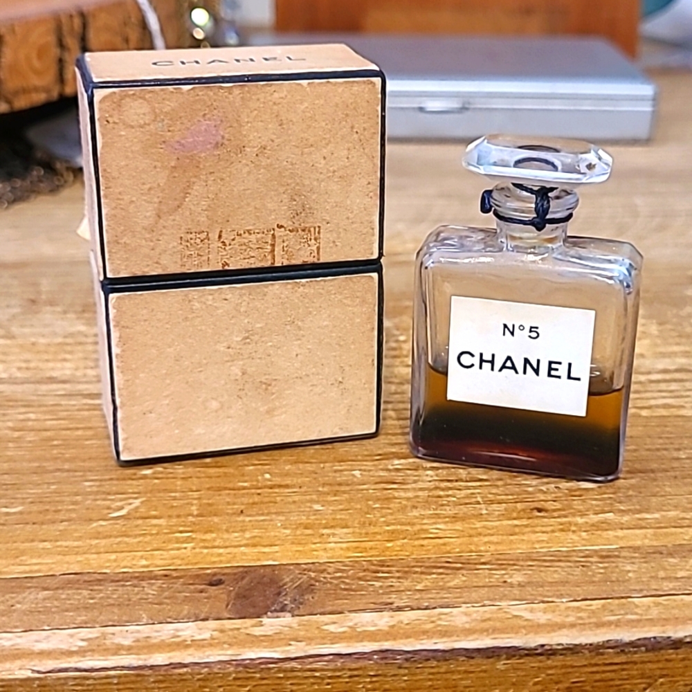 Vintage number 5 Chanel miniature glass perfume bottle with box